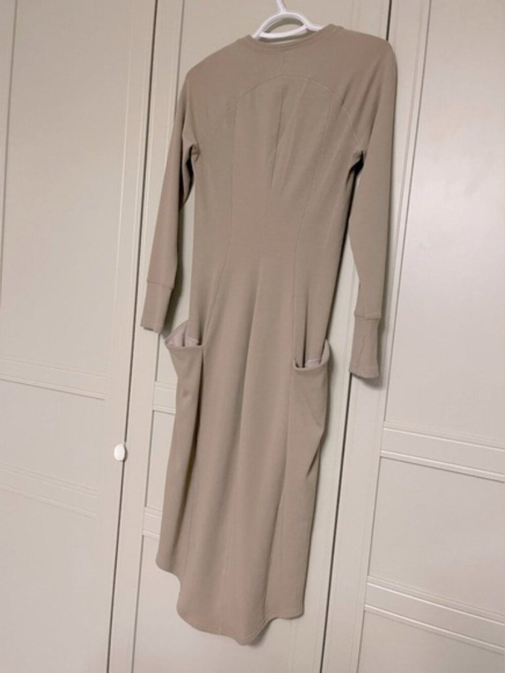 Lululemon Om and On Dress in Sandlot - Picture 4 of 12